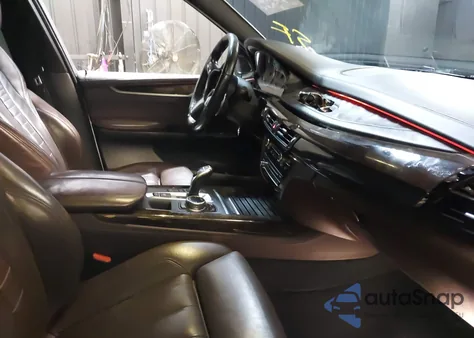 2014 BMW X5 xDrive35I z USA, uszkodzony, nr VIN 5UXKR0C57E0H18708